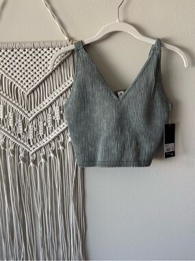 90 Degree By Reflex Ribbed V-Neck Cropped Tank - Sage